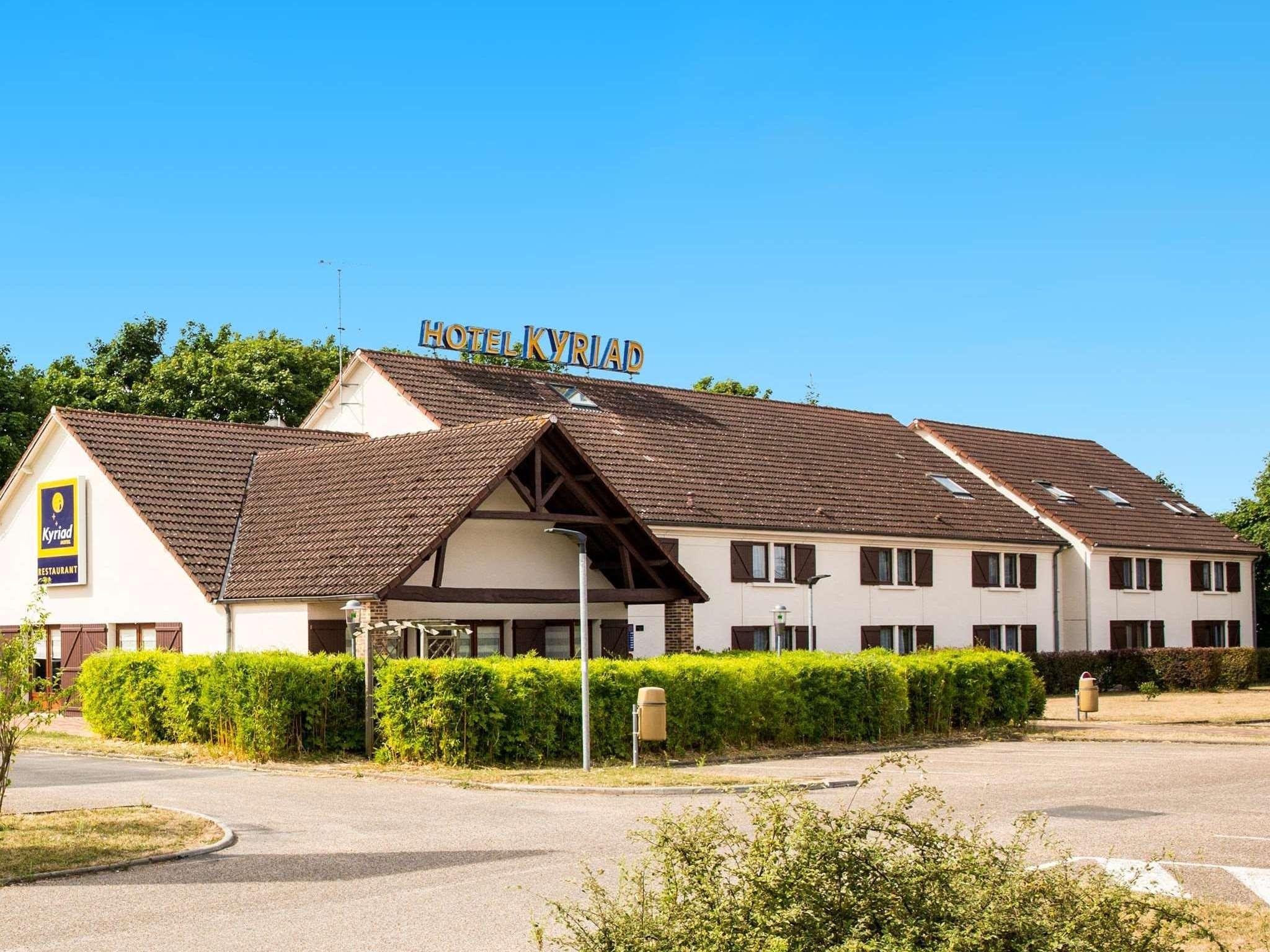 Kyriad Montargis Amilly Exterior photo